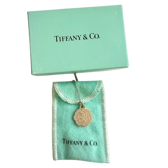 Tiffany & Co. Jewelry - Tiffany and Co GO WOMEN 2017 Rose Necklace 16"